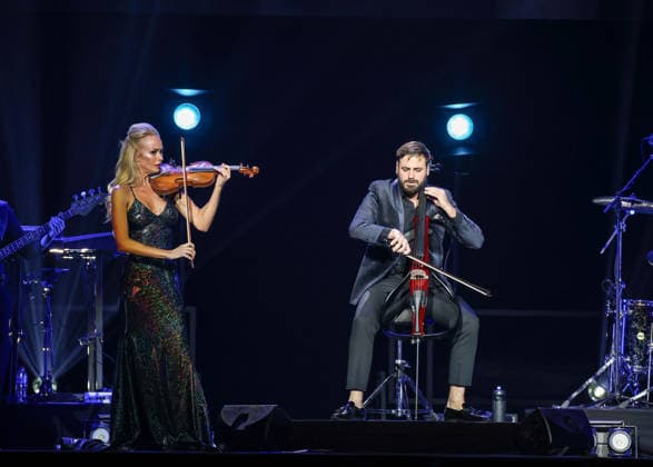 HAUSER ˜Rebel Is Back Tour™ The O2 Arena , London, United Kingdom Thursday 27 November 2025. Caroline Campbell & HAUSER Performing on his ˜Rebel Is Back Tour™ to The O2 Arena , London, United Kingdom Thursday 27 November 2025., Credit:Ray Hill Avalon  Copyright: xRayxHillx xAvalonx 1055054679