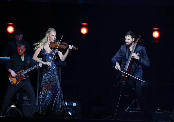 HAUSER ˜Rebel Is Back Tour™ The O2 Arena , London, United Kingdom Thursday 27 November 2025. Caroline Campbell and HAUSER Performing on his ˜Rebel Is Back Tour™ to The O2 Arena , London, United Kingdom Thursday 27 November 2025., Credit:Ray Hill Avalon  Copyright: xRayxHillx xAvalonx 1055054849