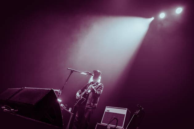 J Masics Konzert in Glasgow J Masics supporting My Bloody Valentine at the Ovo Hydro in Glasgow on 27 November 2025. J Masics supporting My Bloody Valentine performing at the Ovo Hydro in Glasgow on 27 November 2025. Joseph Donald Mascis Jr., better known as J Mascis, is an American musician who is the singer, guitarist and main songwriter for the alternative rock band Dinosaur Jr., Credit:Adam Hampton-Matthews Avalon  Copyright: xAdamxHampton-Matthewsx xAvalonx 1055053171