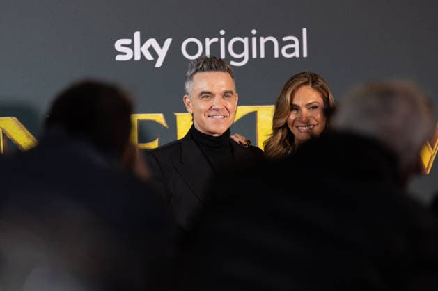 Tinsel Town film premiere Guests attend Tinsel Town film premiere in Leicester Square Featuring: Robbie Williams Where: London, United Kingdom When: 27 Nov 2025 Credit: Phil Lewis WENN London United Kingdom Copyright: xPhilxLewis WENNx wenn40810228 PLAAx wenn40810228