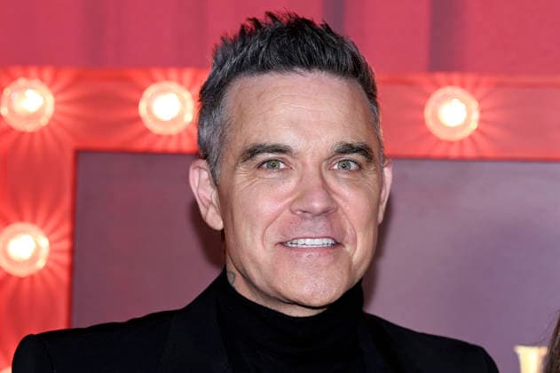Robbie Williams at the premiere of the Sky film Tinsel Town The Wonder of Stoneford at Vue Cinema West End London, 27 11 2025 Foto:xS.xVasx xFuturexImagex tinsel_5169