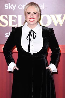 Rebel Wilson at the premiere of the Sky film Tinsel Town The Wonder of Stoneford at Vue Cinema West End London, 27 11 2025 Foto:xS.xVasx xFuturexImagex tinsel_5205