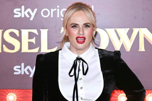 Rebel Wilson at the premiere of the Sky film Tinsel Town The Wonder of Stoneford at Vue Cinema West End London, 27 11 2025 Foto:xS.xVasx xFuturexImagex tinsel_5215