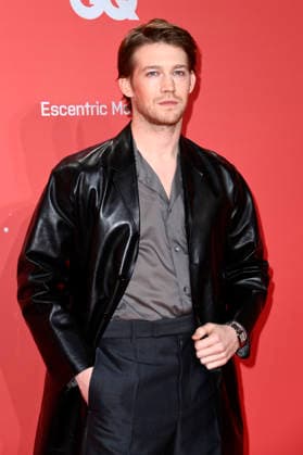 Joe Alwyn at the 27th GQ Men of the Year Awards 2025 at Metropol Berlin, 27 11 2025 Foto:xN.xKubelkax xFuturexImagex gq_berlin_5111