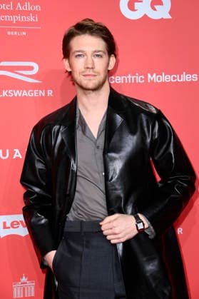 Joe Alwyn at the 27th GQ Men of the Year Awards 2025 at Metropol Berlin, 27 11 2025 Foto:xN.xKubelkax xFuturexImagex gq_berlin_5114