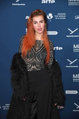 Lulu Gömann at the festival opening of AROUND THE WORLD IN 14 FILMS at the cinema in the Kulturbrauerei in Berlin on 28 11 2025