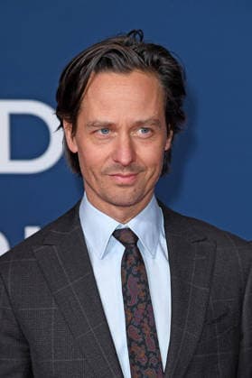 Tom Schilling at the festival opening of AROUND THE WORLD IN 14 FILMS at the cinema in the Kulturbrauerei in Berlin on 28 11 2025