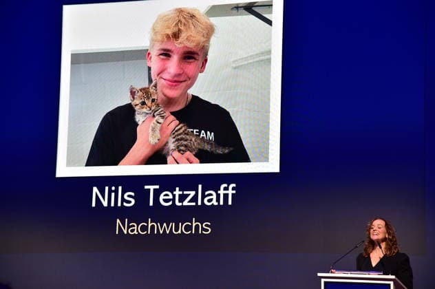 German Animal Welfare Award 2025 Kate Kitchenham, hundkatzemaus, presenter of VOX German Animal Welfare Award 2025 to be presented in Berlin Award for Hannes Jaenicke and volunteers at the Humboldt Carrre in Berlin on 28 11 2025 Photopress Mueller