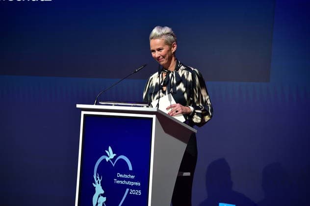 German Animal Welfare Award 2025 Silvia Maria Breher, CDU, Government Commissioner for Animal Welfare German Animal Welfare Award 2025 to be presented in Berlin Award for Hannes Jaenicke and volunteers at the Humboldt Carrre in Berlin on 28 11 2025 Photopress Mueller
