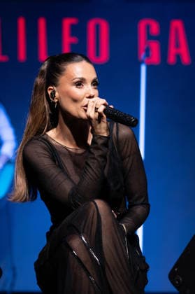 November 28, 2025, Madrid, Spain: Singer Lorena Gomez performs during the live presentation of her EP ERA at the Galileo Hall in Madrid. Madrid Spain - ZUMAs197 20251128_aaa_s197_133 Copyright: xAtilanoxGarciax