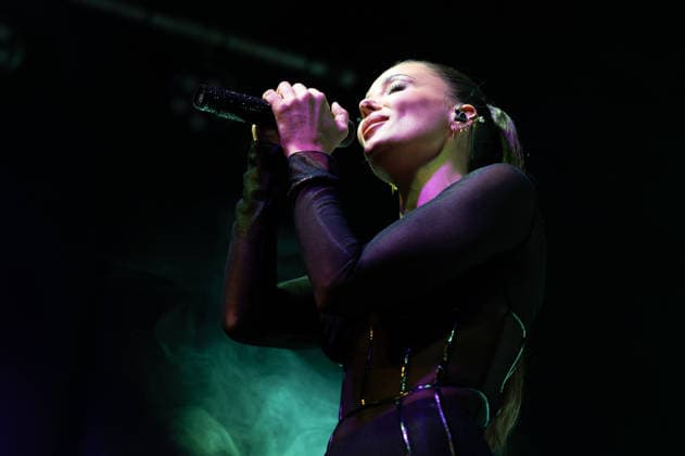 November 28, 2025, Madrid, Spain: Singer Lorena Gomez performs during the live presentation of her EP ERA at the Galileo Hall in Madrid. Madrid Spain - ZUMAs197 20251128_aaa_s197_163 Copyright: xAtilanoxGarciax