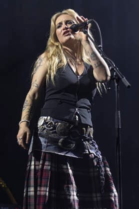 Bria Salmena performs at AO Arena Manchester Bria Salmena performs at AO Arena, Manchester, England, 28th November 2025, Credit:Mike Gray Avalon  Copyright: xMikexGrayx xAvalonx 1055238359