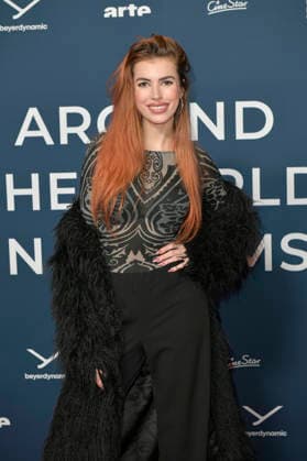 Lulu Gömann at the festival opening and the premiere of the feature film Sentimental Value at the 20 World Cinema Festival Around the World in 14 Films at the cinema in theKulturBrauerei Berlin, 28 11 2025 Foto:xM.xBehrensx xFuturexImagex world_5133