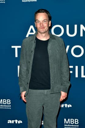Ludwig Blochberger at the festival opening and the premiere of the feature film Sentimental Value at the 20 World Cinema Festival Around the World in 14 Films at the cinema in theKulturBrauerei Berlin, 28 11 2025 Foto:xM.xBehrensx xFuturexImagex world_5165