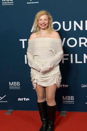 Luisa Celine Gaffron at the festival opening and the premiere of the feature film Sentimental Value at the 20 World Cinema Festival Around the World in 14 Films at the cinema in theKulturBrauerei Berlin, 28 11 2025 Foto:xM.xBehrensx xFuturexImagex world_5168