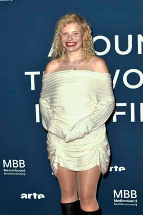Luisa Celine Gaffron at the festival opening and the premiere of the feature film Sentimental Value at the 20 World Cinema Festival Around the World in 14 Films at the cinema in theKulturBrauerei Berlin, 28 11 2025 Foto:xM.xBehrensx xFuturexImagex world_5169