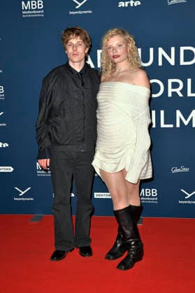 Louis Hofmann and Luisa Celine Gaffron at the festival opening and the premiere of the feature film Sentimental Value at the 20th Around the World in 14 Films festival at the cinema in theKulturBrauerei Berlin, 28 11 2025 Foto:xM.xBehrensx xFuturexImagex world_5171