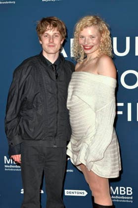 Louis Hofmann and Luisa Celine Gaffron at the festival opening and the premiere of the feature film Sentimental Value at the 20th Around the World in 14 Films festival at the cinema in theKulturBrauerei Berlin, 28 11 2025 Foto:xM.xBehrensx xFuturexImagex world_5172