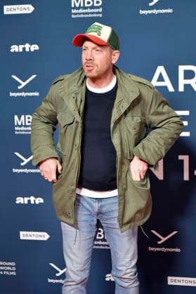 Johann von Bülow at the festival opening and the premiere of the feature film Sentimental Value at the 20 World Cinema Festival Around the World in 14 Films at the cinema in theKulturBrauerei Berlin, 28 11 2025 Foto:xM.xBehrensx xFuturexImagex world_5177