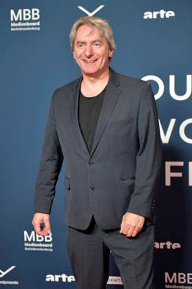 Till Schmerbeck at the festival opening and the premiere of the feature film Sentimental Value at the 20 World Cinema Festival Around the World in 14 Films at the cinema in theKulturBrauerei Berlin, 28 11 2025 Foto:xM.xBehrensx xFuturexImagex world_5179