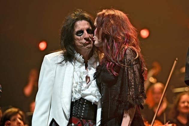 Night of the Proms 2025 Singer Alice Cooper and his wife Sheryl during a performance at the Night of the Proms 2025 on 28 11 2025 at SAP Arena Mannheim 20251128MWI100748