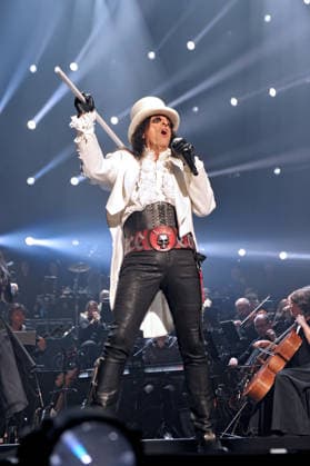 Night of the Proms 2025 Singer Alice Cooper during a performance at the Night of the Proms 2025 on 28 11 2025 at SAP Arena Mannheim 20251128MWI098939