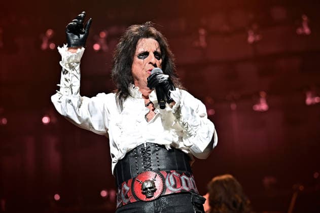 Night of the Proms 2025 Singer Alice Cooper during a performance at the Night of the Proms 2025 on 28 11 2025 at SAP Arena Mannheim 20251128MWI100293