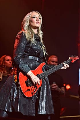 Night of the Proms 2025 Guitarist Nita Strauss during a performance at the Night of the Proms 2025 on 28 11 2025 at the SAP Arena Mannheim 20251128MWI100304
