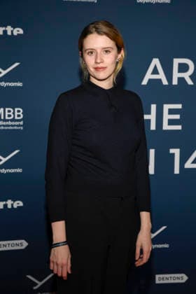 ABBberlin Katharina Stark actress on the red carpet at the festival opening AROUND THE WORLD IN 14 FILMS at Cinestar Kino in der Kulturbrauerei Berlin on 28 11 2025 Berlin Germany