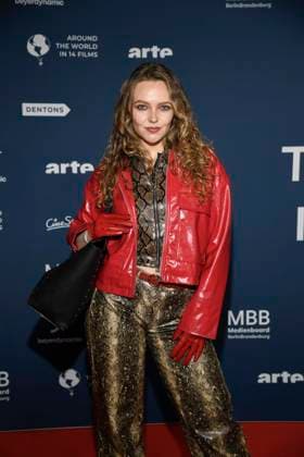 ABBberlin Marie von Bose as guest on the red carpet at the festival opening AROUND THE WORLD IN 14 FILMS at Cinestar Kino in der Kulturbrauerei Berlin on 28 11 2025 Berlin Germany