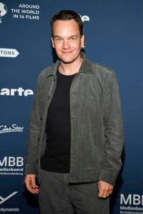 ABBberlin Ludwig Blochberger actor as guest on the red carpet at the festival opening AROUND THE WORLD IN 14 FILMS at Cinestar Kino in der Kulturbrauerei Berlin on 28 11 2025 Berlin Germany