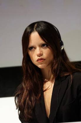 Jenna Ortega en conférence de presse du jury dans le cadre de la 22ème édition du Festival International du Film de Marrakach, Maroc, le 29 novembre 2025 Dominique Jacovides Bestimage Press conference of the jury as part of the 22nd edition of the Marrakech International Film Festival, Morocco, on November 29, 2025 Marrakech Maroc  Copyright: xDOMINIQUExJACOVIDESx xBESTIMAGExDOMINIQUExJACOVIDESx xBESTIMAGEx