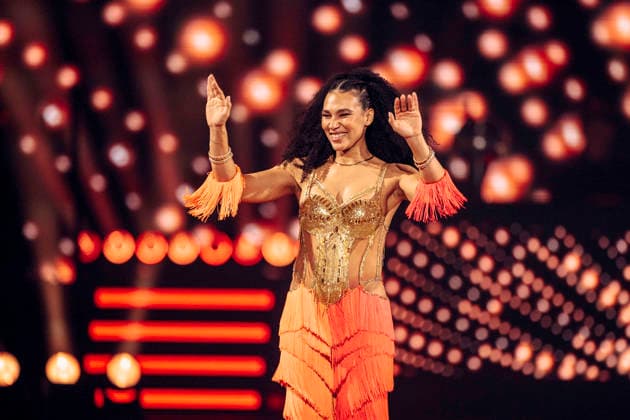 Marie Mouroum bei Let s Dance - Die Live-Tour 2025 in der Messehalle. Erfurt, 28.11.2025 *** Marie Mouroum at Let s Dance Die Live Tour 2025 in the Messehalle Erfurt, 28 11 2025 Foto:xM.xKremerx xFuturexImagex dance_5358