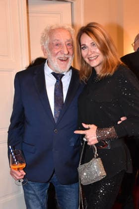 Dieter Hallervorden and his wife Christiane Zander at the Der Neurosen Kavalier Theater Premiere at the Schlossparktheater on 29 11 2025 in Berlin Der Neurosen Kavalier Theater Premiere in Berlin