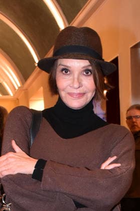 Anouschka Renzi at the Der Neurosen Kavalier Theater Premiere at Schlossparktheater on 29 11 2025 in Berlin Der Neurosen Kavalier Theater Premiere in Berlin
