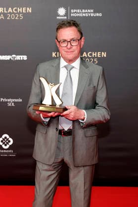 Soccer coach Ralf Rangnick as award winner at the 21 Kinderlachen Gala 2025 in the Westfalenhalle Dortmund Dortmund, 29 11 2025 NRW Germany Copyright: xChristophxHardtx