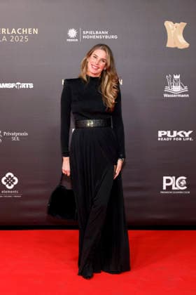 Actress Claudelle Deckert at the 21 Kinderlachen Gala 2025 in the Westfalenhalle Dortmund Dortmund, 29 11 2025 NRW Germany Copyright: xChristophxHardtx