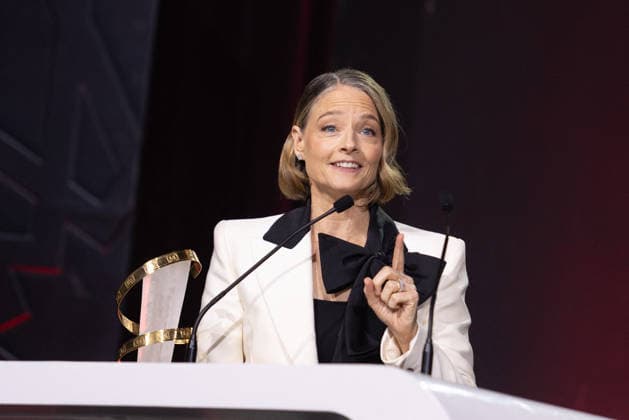 22nd Marrakech International Film Festival Day 2 Jodie Foster receives the Tribute Award attends the 22nd Marrakech International Film Festival Day 2 on November 29, 2025 in Paris, France. Photo by Nasser Berzane ABACAPRESS.COM Paris France  Copyright: xBerzanexNasser ABACAx
