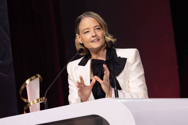 22nd Marrakech International Film Festival Day 2 Jodie Foster receives the Tribute Award attends the 22nd Marrakech International Film Festival Day 2 on November 29, 2025 in Paris, France. Photo by Nasser Berzane ABACAPRESS.COM Paris France  Copyright: xBerzanexNasser ABACAx