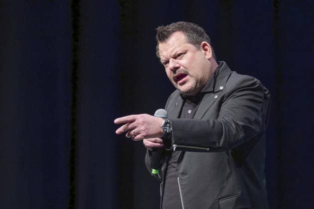 Ingo Appelt in Gelsenkirchen FOR EDITORIAL PURPOSES ONLY EDITORIAL USE ONLY p Comedian and cabaret artist Ingo Appelt presents his new program Männer nerven stark at Heilig Kreuz Kirche on Saturday, 29 November 2025 in Gelsenkirchen ¨ Germany NRW Gelsenkirchen Copyright ChristophxWojtyczka Copyright: ChristophxWojtyczka doc83haapocw0l1lv4f66ft ,EDITORIAL USE ONLY Copyright: ChristophxWojtyczka