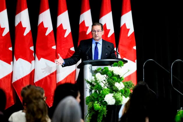 November 29, 2025, Ottawa, On, Canada: Leader of the Bloc Quebecois Yves-Francois Blanchet speaks during the Parliamentary Press Gallery Dinner in Ottawa, on Saturday, Nov. 29, 2025. Ottawa Canada  - ZUMAc35_ 20251129_zaf_c35_101 Copyright: xSpencerxColbyx
