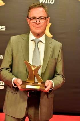 ABBdortmund Ralf Rangnick Award Winner Football Coach Austria Men on the red carpet at the Kinderlachen Gala 2025 in the Westfalenhalleon 29 11 2025 in Dortmund NRW Germany
