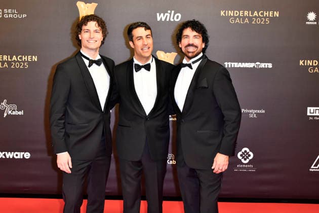 ABBdortmund German Gholami, Val Mihelcic, Laszlo Maleczky, Impulso Tenors as guests on the red carpet at the Kinderlachen Gala 2025 in the Westfalenhalleon 29 11 2025 in Dortmund NRW Germany