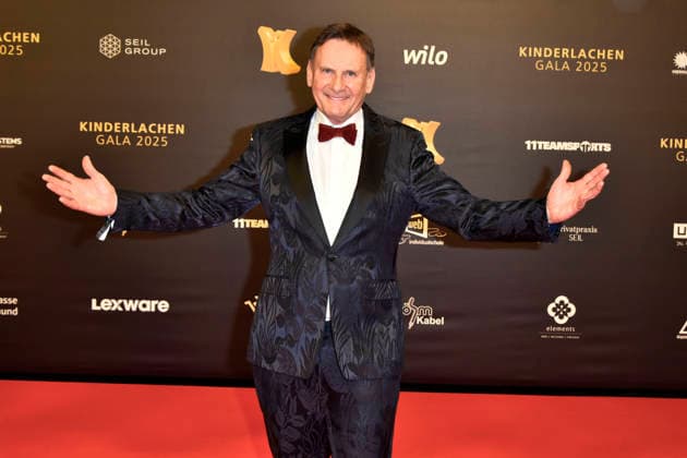 ABBdortmund Peter Illmann presenter as a guest on the red carpet at the Kinderlachen Gala 2025 in the Westfalenhalleon 29 11 2025 in Dortmund NRW Germany