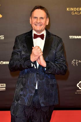 ABBdortmund Peter Illmann presenter as a guest on the red carpet at the Kinderlachen Gala 2025 in the Westfalenhalleon 29 11 2025 in Dortmund NRW Germany