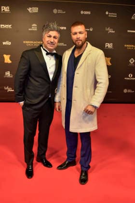 ABBdortmund Kürsat Kuersat Yildirim Lotto Chico with Kollegah German rapper as a guest on the red carpet at the Kinderlachen Gala 2025 in the Westfalenhalleon 29 11 2025 in Dortmund NRW Germany