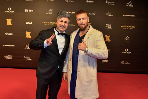 ABBdortmund Kürsat Kuersat Yildirim Lotto Chico with Kollegah German rapper as a guest on the red carpet at the Kinderlachen Gala 2025 in the Westfalenhalleon 29 11 2025 in Dortmund NRW Germany