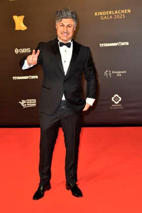 ABBdortmund Kürsat Kuersat Yildirim Lotto Chico as a guest on the red carpet at the Kinderlachen Gala 2025 in the Westfalenhalleon 29 11 2025 in Dortmund NRW Germany
