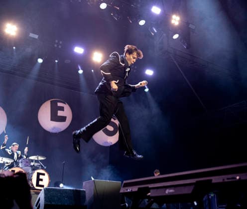 The Hives performing live at Alexandra Palace, London, 29 November 2025 The Hives performing live at Alexandra Palace, London, 29 November 2025 Howlin Pelle Almqvist (Per Almqvist) ,lead singer The Hives are a Swedish rock band that rose to prominence in the early 2000s during the garage rock revival. Their mainstream success came with the release of the album Veni Vidi Vicious, containing the anthem Hate to Say I Told You So . The band have been acclaimed by music critics as one of the best live rock bands in current music. This is their The Hives Forever Forever The Hives - World Tour 2025, Credit:Dafydd Owen Avalon Alexandra Palace, London  Copyright: xDafyddxOwenx xAvalonx 1055520109