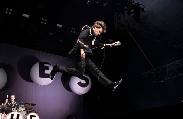 The Hives performing live at Alexandra Palace, London, 29 November 2025 The Hives performing live at Alexandra Palace, London, 29 November 2025 Howlin Pelle Almqvist (Per Almqvist) ,lead singer The Hives are a Swedish rock band that rose to prominence in the early 2000s during the garage rock revival. Their mainstream success came with the release of the album Veni Vidi Vicious, containing the anthem Hate to Say I Told You So . The band have been acclaimed by music critics as one of the best live rock bands in current music. This is their The Hives Forever Forever The Hives - World Tour 2025, Credit:Dafydd Owen Avalon Alexandra Palace, London  Copyright: xDafyddxOwenx xAvalonx 1055520209